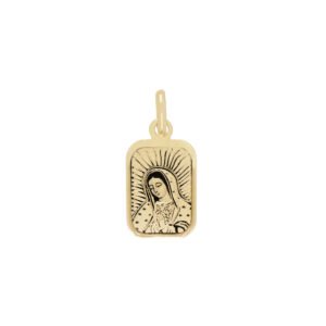 Medalla de oro rectangular con la imagen de la Virgen de Guadalupe grabada con un acabado oscurecido o calado.